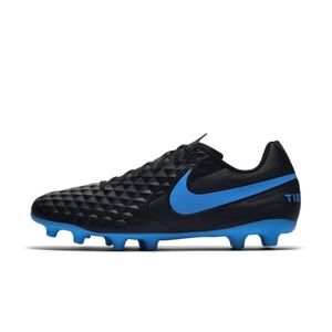 Nike tiempo soccer cleats size 9.5